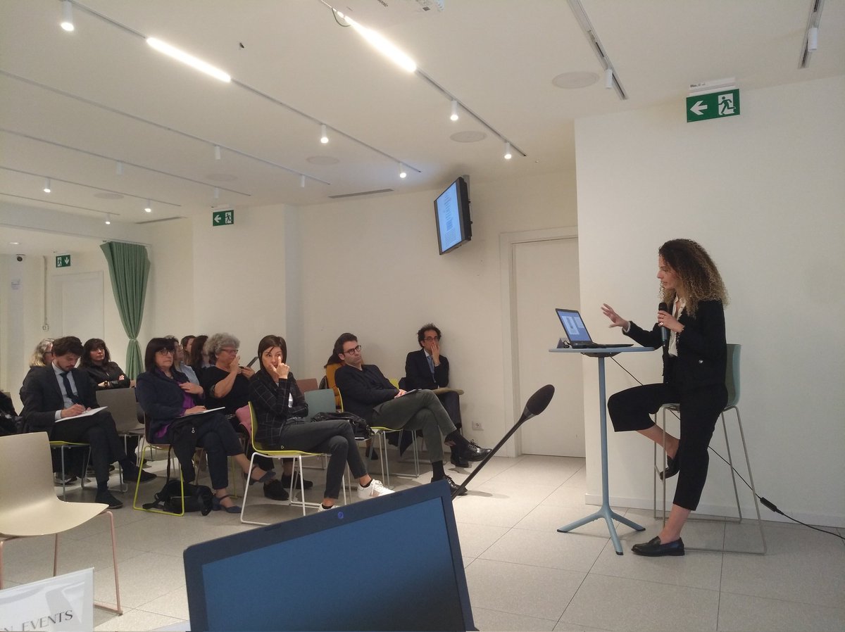 MatteoVittori's tweet photo. In Milan, on May 20th, to talk about #microbiota as new promising frontier to be explored for reducing recurrence of #Renal #stone #disease.

Thanks to @MicheleAntonuc3,
@martasignoretti, 
Andrea Calandrelli,
@porcariserena89 and Gaia Santagostino for their contribution. https://t.co/0Pm31WPUUk