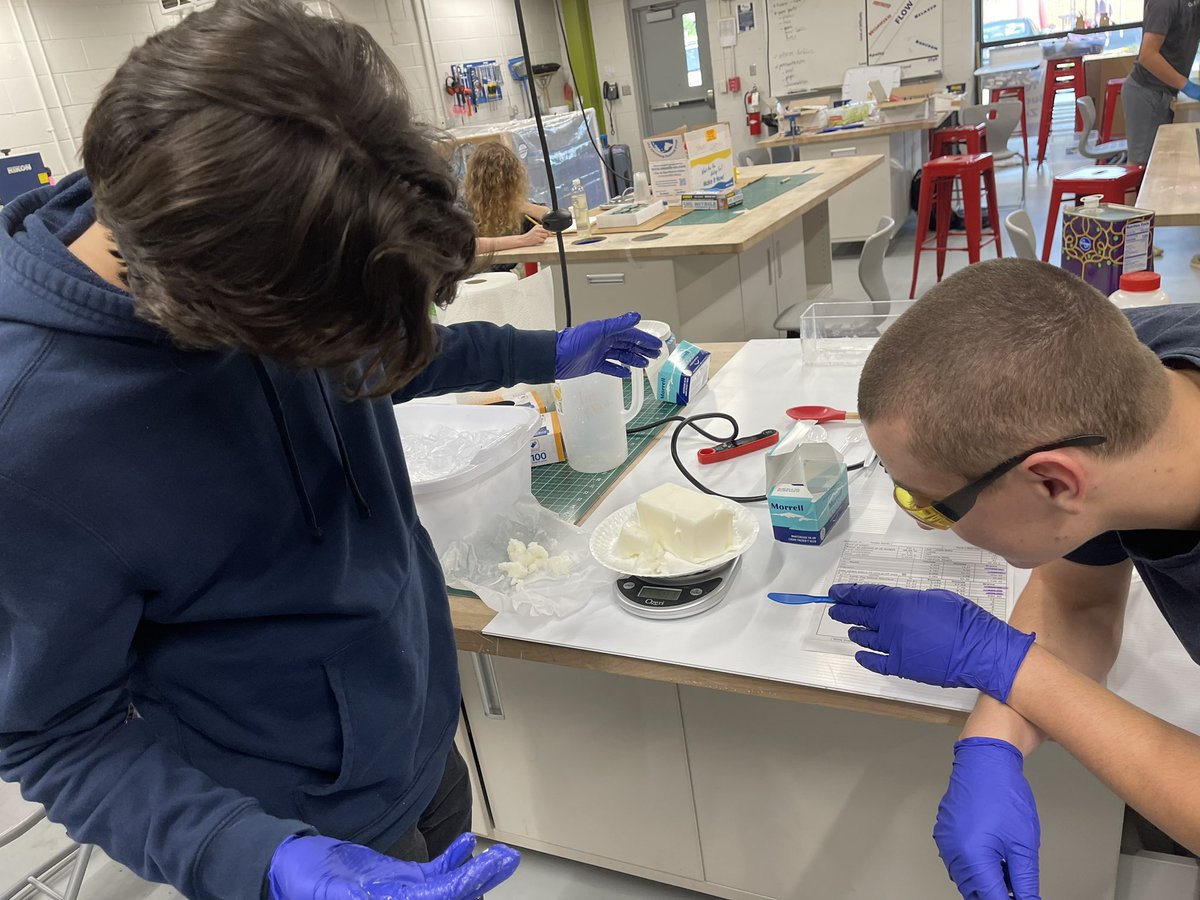 PackerEngineers's tweet image. EGR 2:  Chemical engineering the cold process of saponification (otherwise known as making soap)…each team develops a recipe and mold for 1000g of soap that is marketable @OfficialSHSPack @IWCSchools