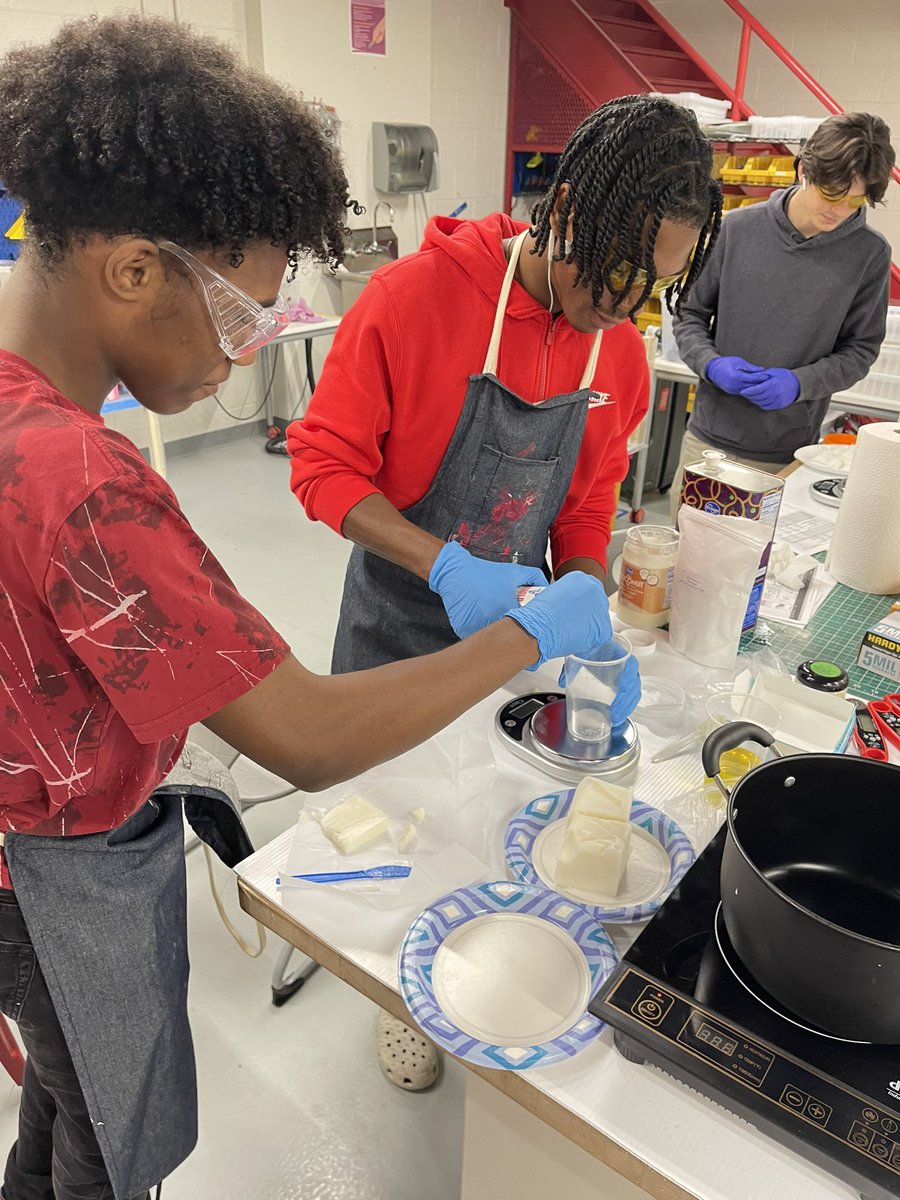 PackerEngineers's tweet image. EGR 2:  Chemical engineering the cold process of saponification (otherwise known as making soap)…each team develops a recipe and mold for 1000g of soap that is marketable @OfficialSHSPack @IWCSchools