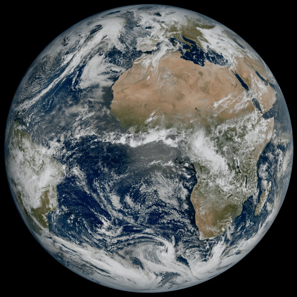 Astro_Cady's tweet photo. First photo of 🌍#Earth from Europe's newest 🛰️#weather #satellite:
https://t.co/BBwbUflIGk
@esa @MyRadarWX #space #MTGI1 https://t.co/EMjHK7U4CA