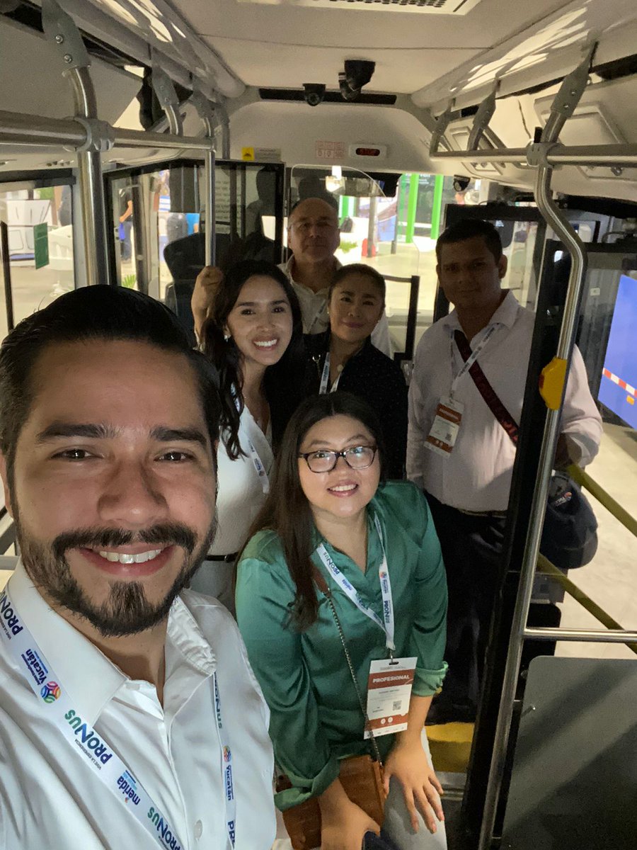 Juliana_Machay's tweet photo. SmartCity  2023  @MauVila #Vayven #DirecciónJuridica #IMDUT https://t.co/hfUhnRLtgA