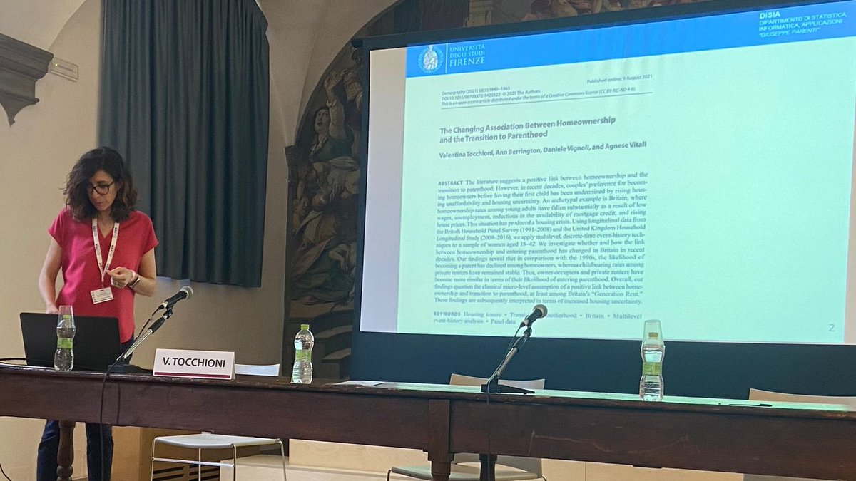 eufer_erc's tweet photo. Last talk of the day at #EUFerConference: Valentina Tocchioni (@FlorenceUps) presents her paper about how the association between #homeownership and the transition to parenthood (w/@AnnBerrington, Vignoli &amp; @agnevitali), available on @ReadDemography 🔗https://t.co/ciyCbDKZ8r https://t.co/6lpXC79c5c