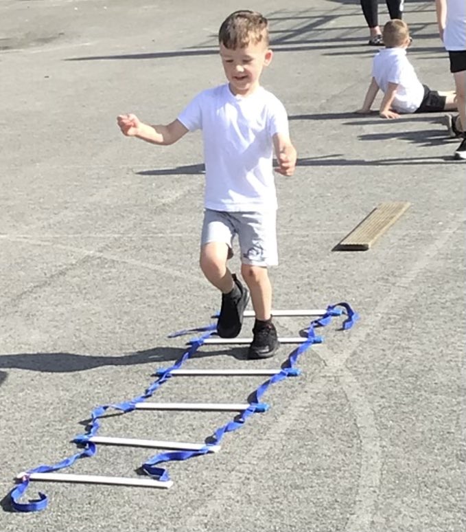 RecepWoodley's tweet photo. We have had a brilliant day taking part in Sports Hour! We enjoyed doing all of the activities and showing our grown ups the skills we have been learning so far this year. 

ASK ME which activity was my favourite. https://t.co/Wfyni7uTZF