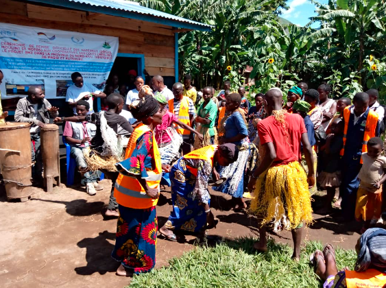 Fdapid2022's tweet photo. Remise officielle du dépôt, moulin et motos du projet RET et FDAPID.
Site web: https://t.co/YlPy9kcL75
Twitter: @Fdapid2022
#FDAPID @BatundiV @TMalira @DesangesMayenga @arestarko84941 @JbTsongo50782 @ffcrdc @innobuchu @Isaacgerm13 https://t.co/kcthqtq27L
