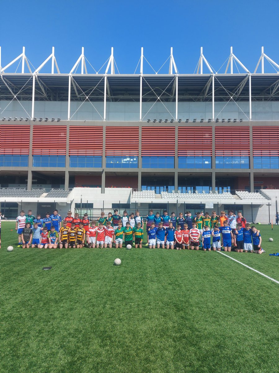 CorkGDAPatSprat's tweet photo. Today @PaircUiCha0imh @CorkGAACoaching ran the National Schools Football County Skills Final huge entry.
Winners 🏆 Canovee NS.
Joint 2nd Ballygiblin NS.
Kilmurry NS. Congrads to all 👏 @OfficialCorkGAA @CorkGDACCrowley @GDACrowley @FiFinnymac @northcorkSciath @sciathnascol https://t.co/eV9mGeNE7K