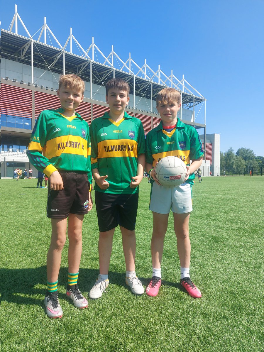 CorkGDAPatSprat's tweet photo. Today @PaircUiCha0imh @CorkGAACoaching ran the National Schools Football County Skills Final huge entry.
Winners 🏆 Canovee NS.
Joint 2nd Ballygiblin NS.
Kilmurry NS. Congrads to all 👏 @OfficialCorkGAA @CorkGDACCrowley @GDACrowley @FiFinnymac @northcorkSciath @sciathnascol https://t.co/eV9mGeNE7K