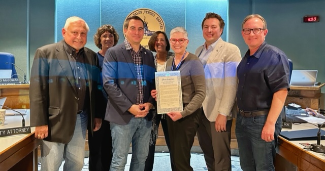 pvld's tweet photo. Thank you @CityofPVEstates for honoring June 17, 2023 as #DoorsOpenPeninsula Day and partnering with us! #PVLD is excited to spearhead this event commemorating 100 years of history on the Palos Verdes Peninsula. https://t.co/AhwzOPp6Na https://t.co/t8ZuqegT88