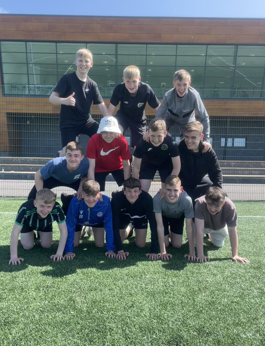 Miss Fellenger tweet media