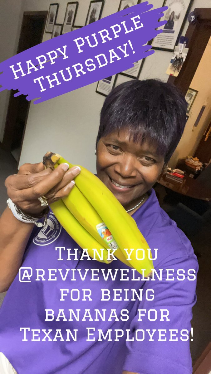 LathesTowns's tweet photo. Thank you @TarletonState #ReviveWellness for going bananas for our Texan Employees! #HealthHabits @Amyfitchick https://t.co/fDmeCm5iDi