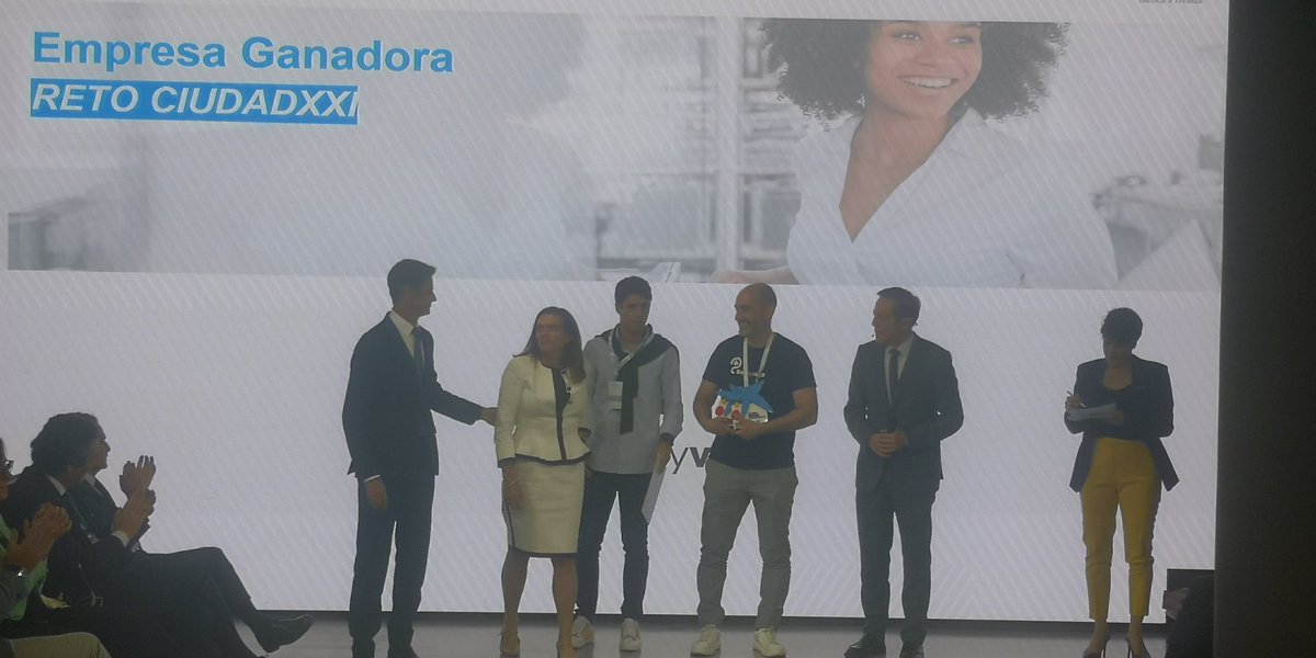 Y la ganadora del Premio @EmprendeXXI_ @caixabank de la categoría #CiudadXXI es.....

@BemyVega
👏👏👏👏👏👏👏
💪💪💪💪💪💪💪

Una gran representación del nivel de startups que hay en la Región de Murcia!!!!
Enhorabuena a todo el equipo!!
#DayOneInnovationSummit
