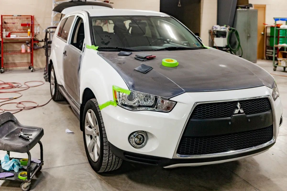 ThorntonAutoDvr's tweet photo. Whether you need an oil change or auto body repair, our skilled technicians got you covered. Stop by our state-of-the-art service and tire center today! https://t.co/IoN5CFhMtI