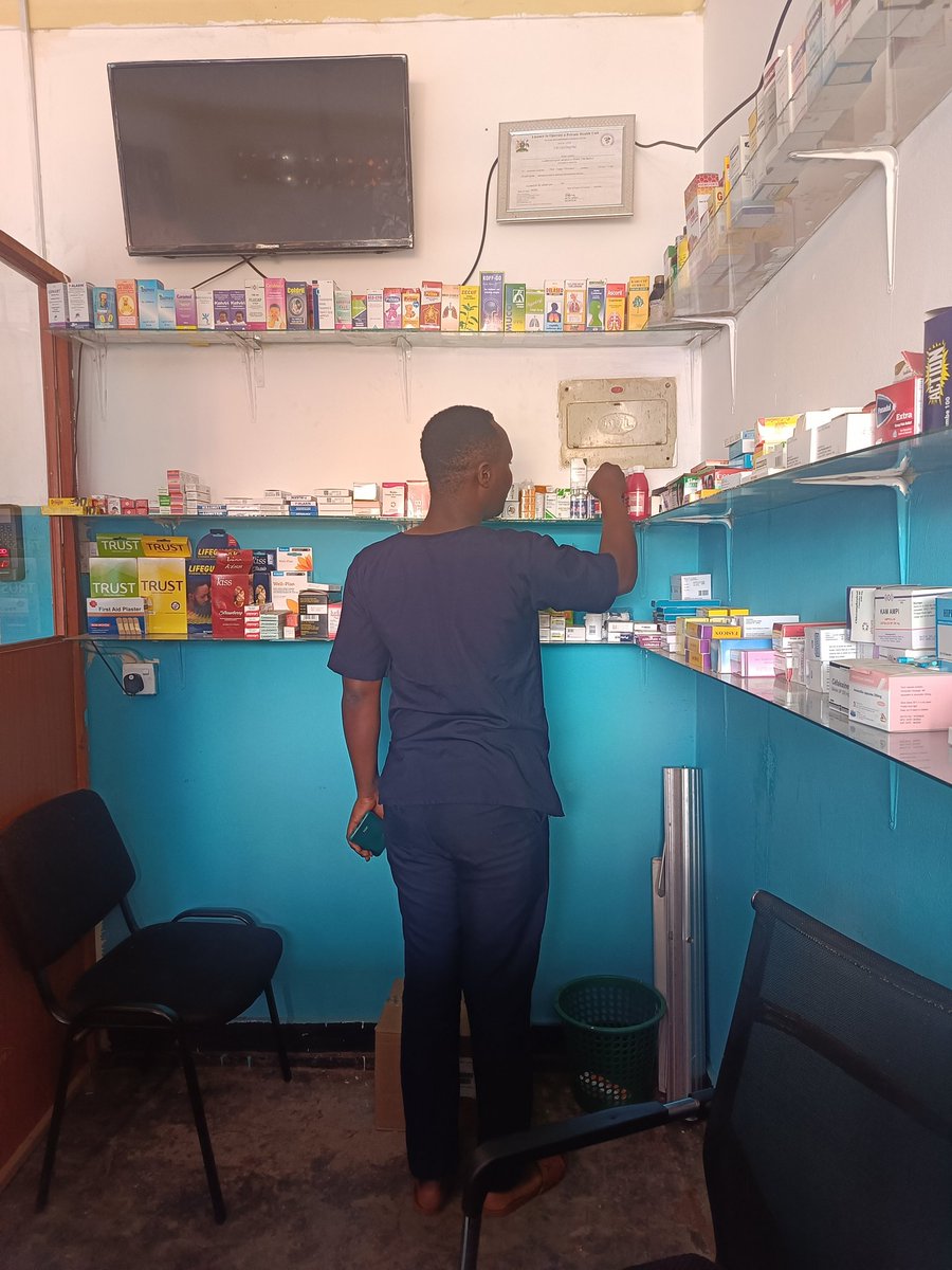 UgandaCosf's tweet image. The major reason why we established our own health Center . Was to provide inclusive comprehensive non-discriminatory health services to all human beings. please support by donating  gofundme.com/f/lgbtq-rights… so that we extend health services to the vulnerable community 
Gracias