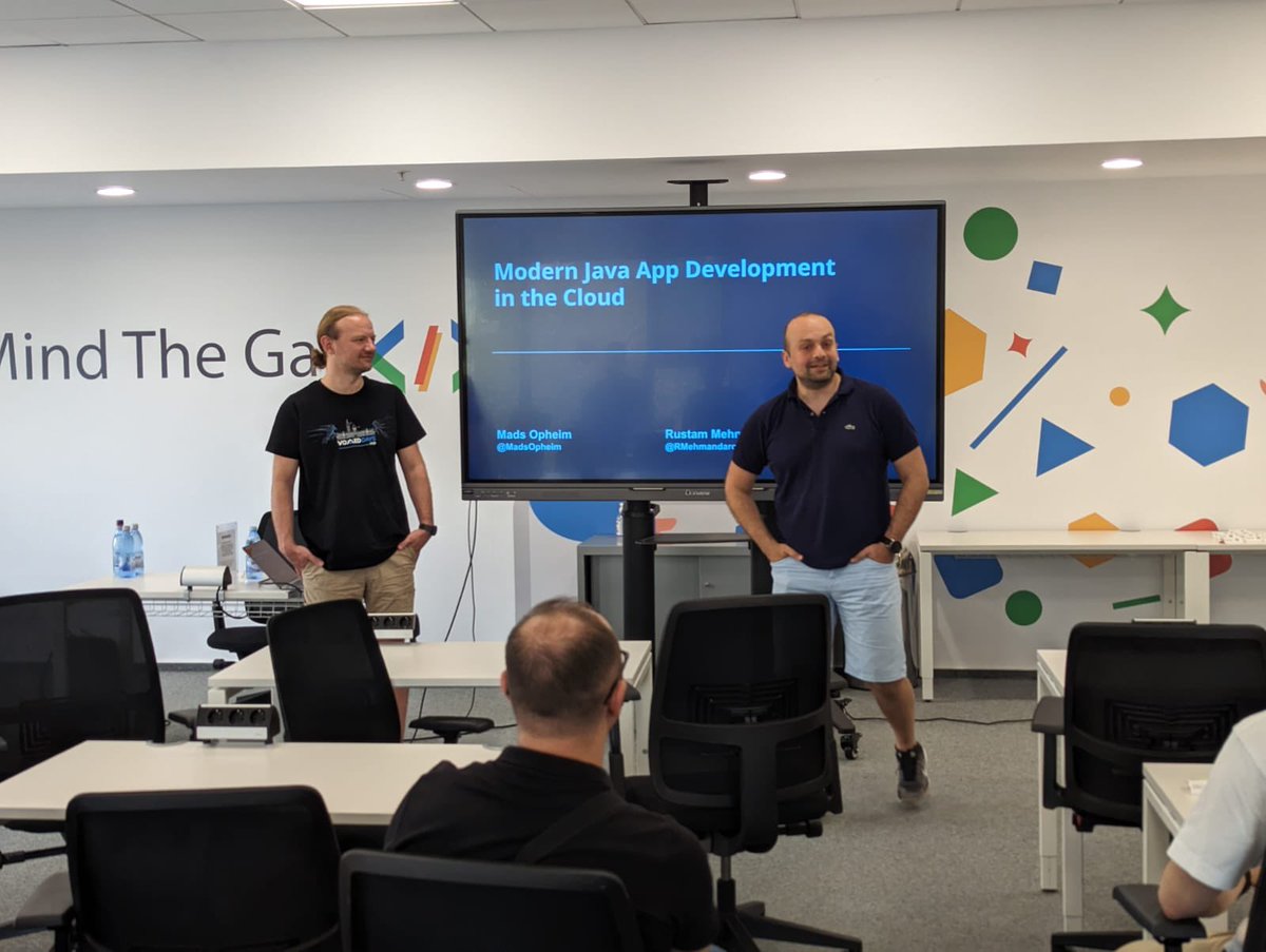 bucharest_jug's tweet image. Great joint community meetup together with @GDGBucharest at @Google! 2 amazing speakers and 2 cool sessions:
@rmehmandarov and @MadsOpheim #itisfun