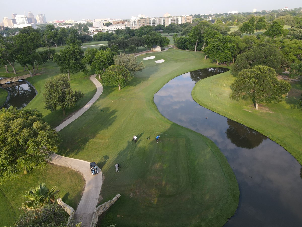 AlamoCityGolf's tweet photo. Good morning from Old Brack.
#GolfBrackenridgePark #Est1916 #HistoricCourse #AWTillinghast https://t.co/nhZCmlEySO
