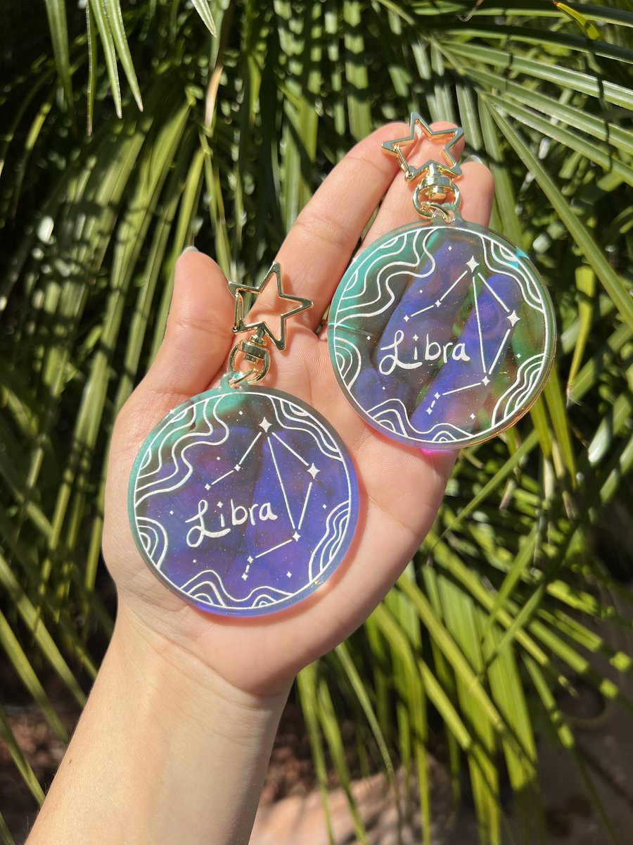 Happy Thursday 💞
I am currently only 4 sales from my sales goal 🥰
Please check out my shop and consider buying 😁🙏
etsy.com/shop/AlishaJea…