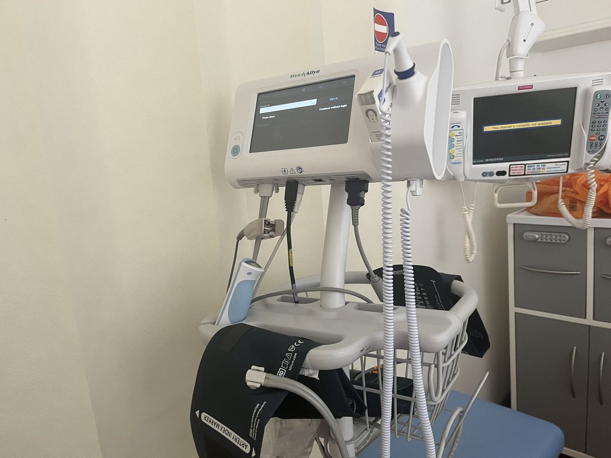 valkcal12's tweet photo. where i’ve been: i got really sick (not ed related) &amp; was hospitalised for 3 weeks, when i was there i lost hella weight so docs realised how underweight i was, so since i’ve been discharged my parents have been watching my eating and i’ve gained like crazy bc of drips &amp; stuff https://t.co/WuXhC002LP