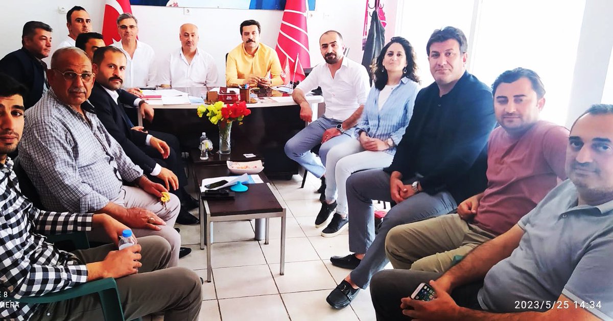 CHP ve Millet İttifakı Bileşenlerimiz ve gönüllülerimiz ile birlikte görev yerimiz Akçakaledeyiz. <a href="/herkesicinCHP/">CHP 🇹🇷</a> <a href="/kilicdarogluk/">Kemal Kılıçdaroğlu</a> <a href="/ahmetmsri/">Av.Ahmet Musri</a> <a href="/MuharremErkek17/">Muharrem Erkek 🇹🇷</a>