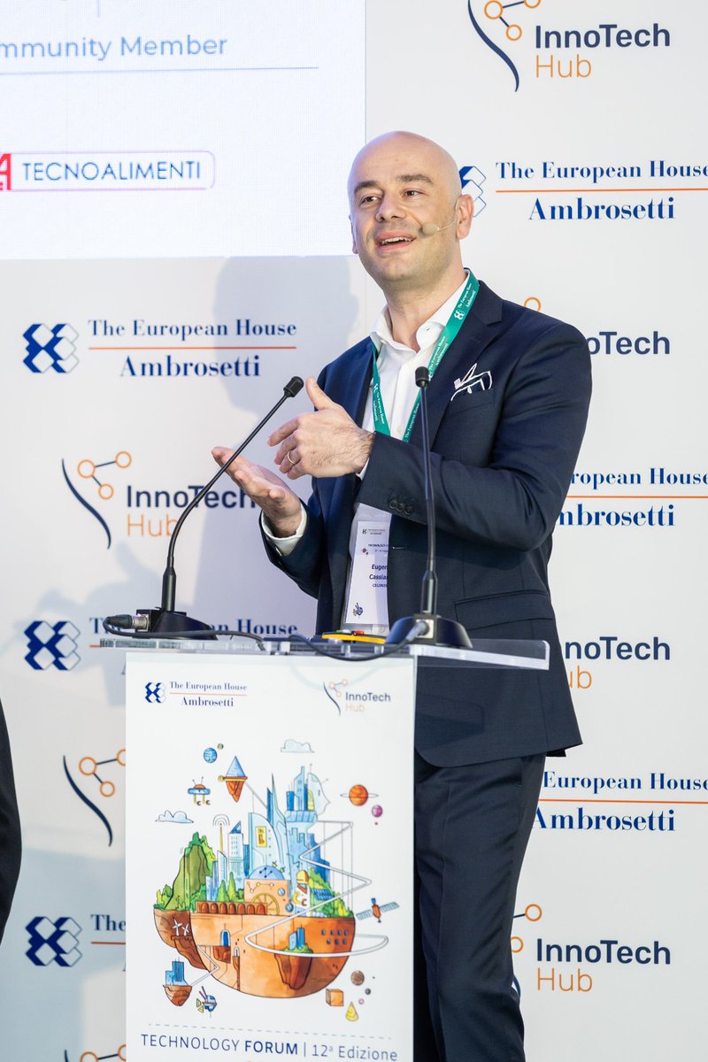 Ambrosetti_'s tweet photo. #TechForum23 Eugenio Cassiano – SVP of the Strategy & Innovation Group @Celonis
Futuro del #lavoro: dobbiamo dedicare più tempo allo #slowthinking che sviluppa la parte creativa, il motore per dare gli input giusti al #fastthinking da affidare all’#automation https://t.co/GDYFKlySEG