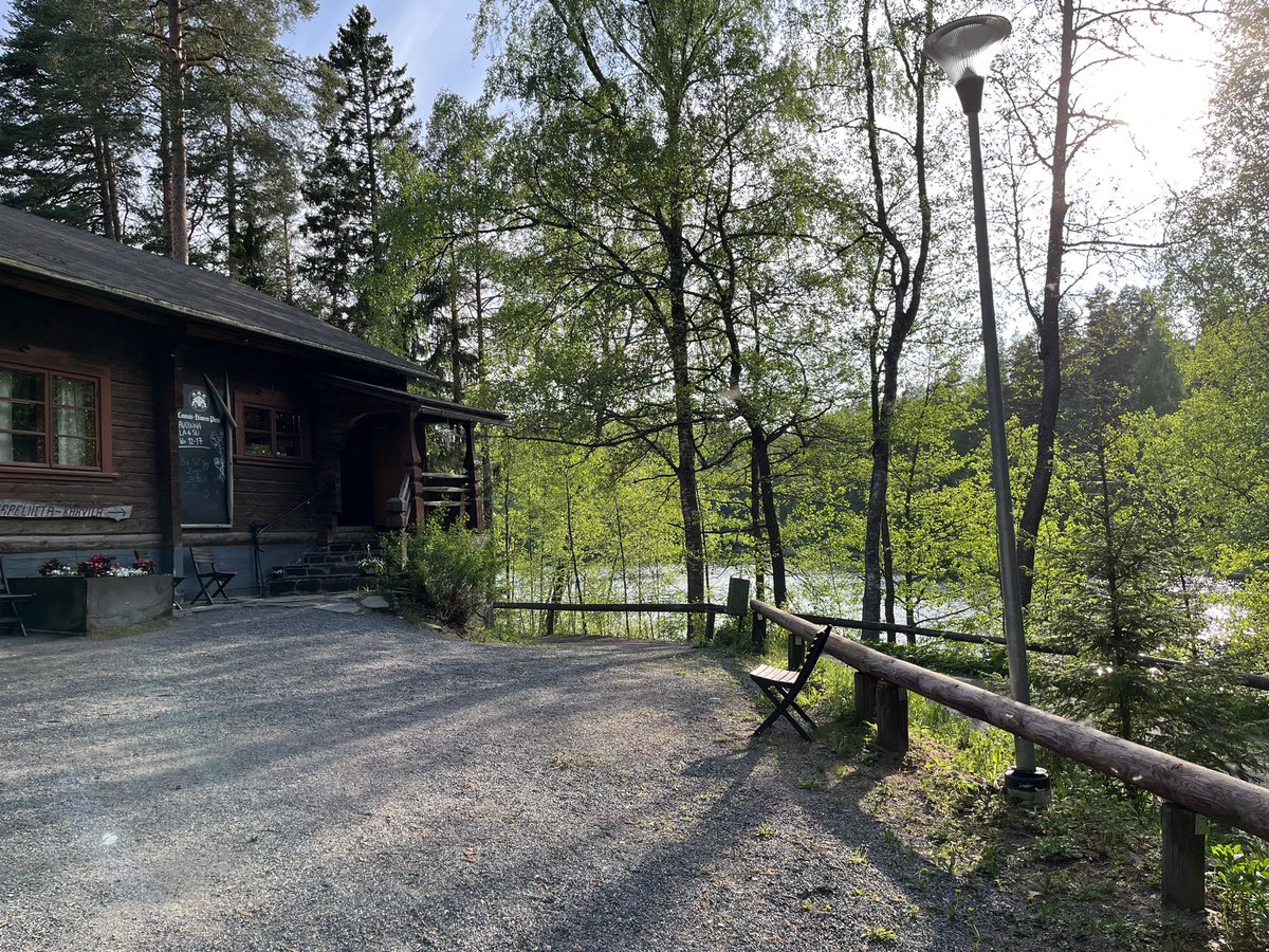 TatuUjula's tweet photo. Illan kokousmaisemia Lounais-Hämeen Pirtin tuntumasta Tammelasta.
#Ypäjä #täyttälaukkaa #Tammela #maisema #pirtti #järvi #luonto #viestintä #kokous https://t.co/4XD6GyMiku