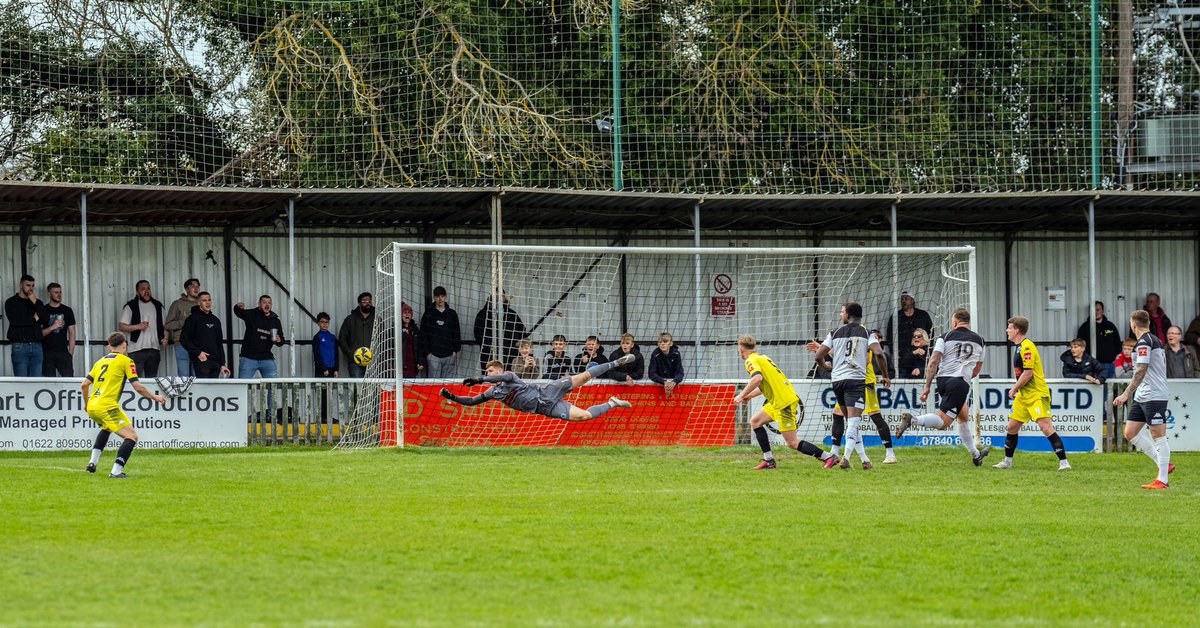 Thanks to everyone <a href="/HHTFC/">Haywards Heath Town FC</a> 🫡💙🤍