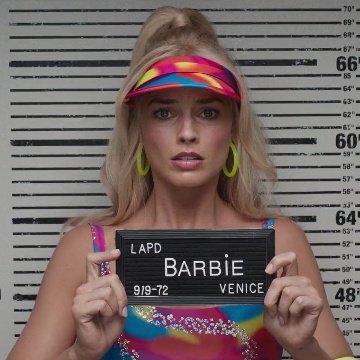 InfoBarbieBR's tweet photo. BARBIE E KEN SENDO PRESOS! 😂 #Barbie https://t.co/PrhjvuuzJB