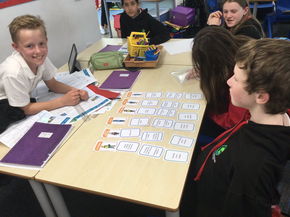 SchoolHillside1's tweet image. #P7LHillside were matching job descriptions, skills and qualities needed for different job roles and considering jobs that match their interests as part of @mywowscotland today. #Futureme @DYW_NorthEast