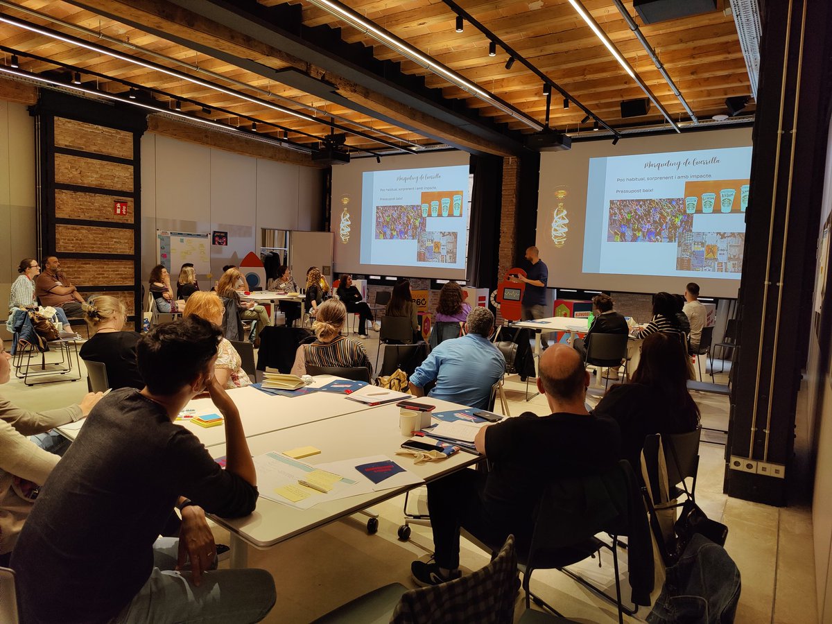 educatiu's tweet photo. Avui l'equip del PEE hem assistit a dues formacions: una trobada #edunauta amb altres territoris, on hem parlat d'equitat i comunicació, i un jornada sobre l'Abordatge del suïcidi juvenil organitzada per l'Oeicina Jove Salut Tarragonès https://t.co/G9z6BVvGJh