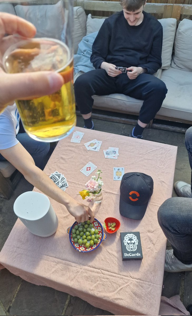 Alexa: Play <a href="/DeCardsOfficial/">DeC00rds (33.3%)</a> by <a href="/helio_pay/">helio_pay</a> 🃏