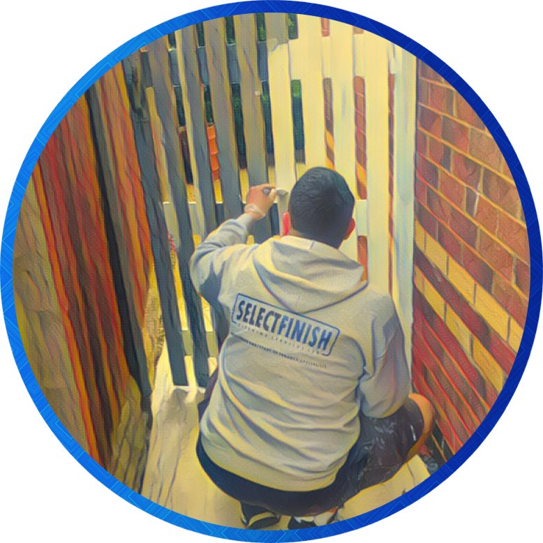 SelectFinish's tweet image. Some of the team @SelectFinish have spent the last two days painting in the ☀️🌞🎨