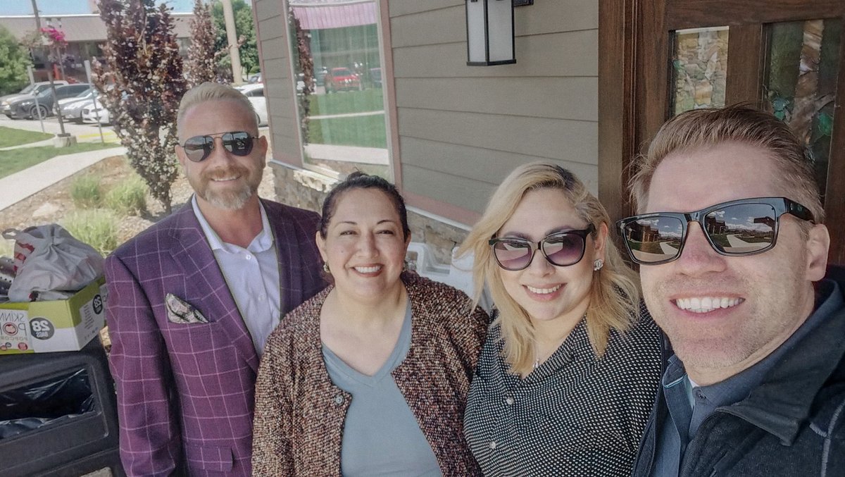 Suazo Business Center tweet media