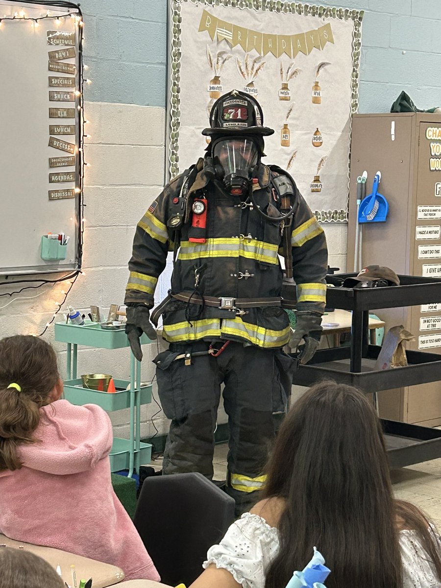 MissWolfrum's tweet photo. A huge thank you to @Firemike71 from @AshlandMAFire for coming to our class and teaching us about fire safety and answering all of our questions for Questions Day!! #Mindess https://t.co/c0oM4qv7pz