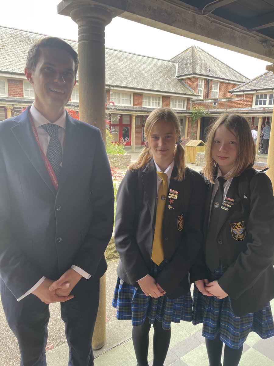 AxeAcademy's tweet photo. Today our Year 7 Magazine Club students met with Mr Crocker. He was very impressed with their writing, illustration and graphic skills and was put through his paces by our interviewers! #trickyquestions! #weareava #smallbutmighty https://t.co/531JxmgXha
