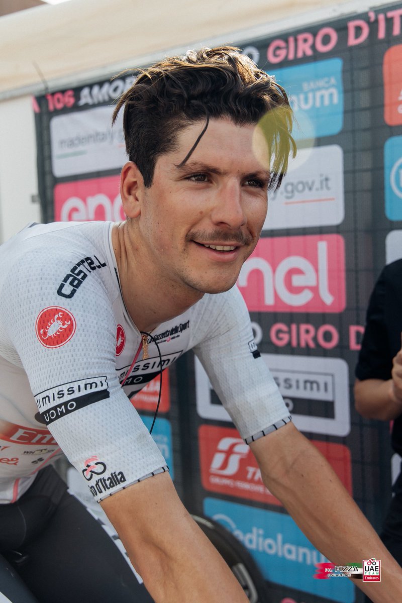 SportsTailors's tweet image. João Almeida desce ao terceiro lugar do Giro.

Filippo Zana vence a 18.ª etapa.

#joaoalmeida #giro #GirodeItalia #ciclismo #portugal