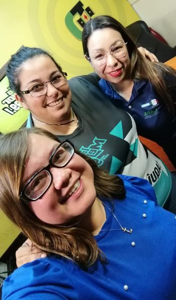 CapaNegras's tweet photo. Uneme Capa Piedras presente en programa de radio 99.1 la Mejor con tema de Prevención en Adicciones a cargo de la Lic. Azahí Carolina Valdez Saldaña. https://t.co/tcZNKu5QbW