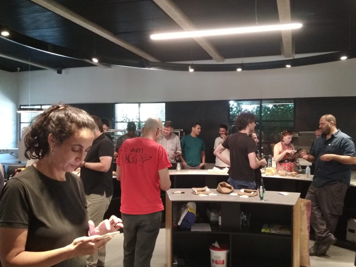 מאמר חם מהתנור (אפייה) לקראת שבועות: מציאת טעמים חדשים בחיטות ישנות. שיתוף פעולה מהנה וטעים בהובלת סיון פרנקלין (מכון וולקני) ואלון כנעני (בן גוריון)<a href="/cna_ani/">Alon Cna'ani</a> <a href="/bidrBGU/">bidrBGU</a> 
frontiersin.org/articles/10.33…