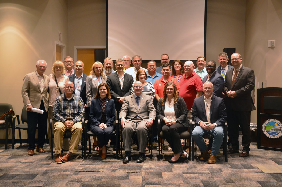 Metroplan was honored to be joined yesterday by Hwy Commissioner Marie Holder, and Keli Wylie, ARDOT Asst Chief Engineer of Program Delivery. Commissioner Holder spoke on the importance of partnerships and the collaboration between ARDOT &amp; Metroplan. Ms. Wylie presented updates.