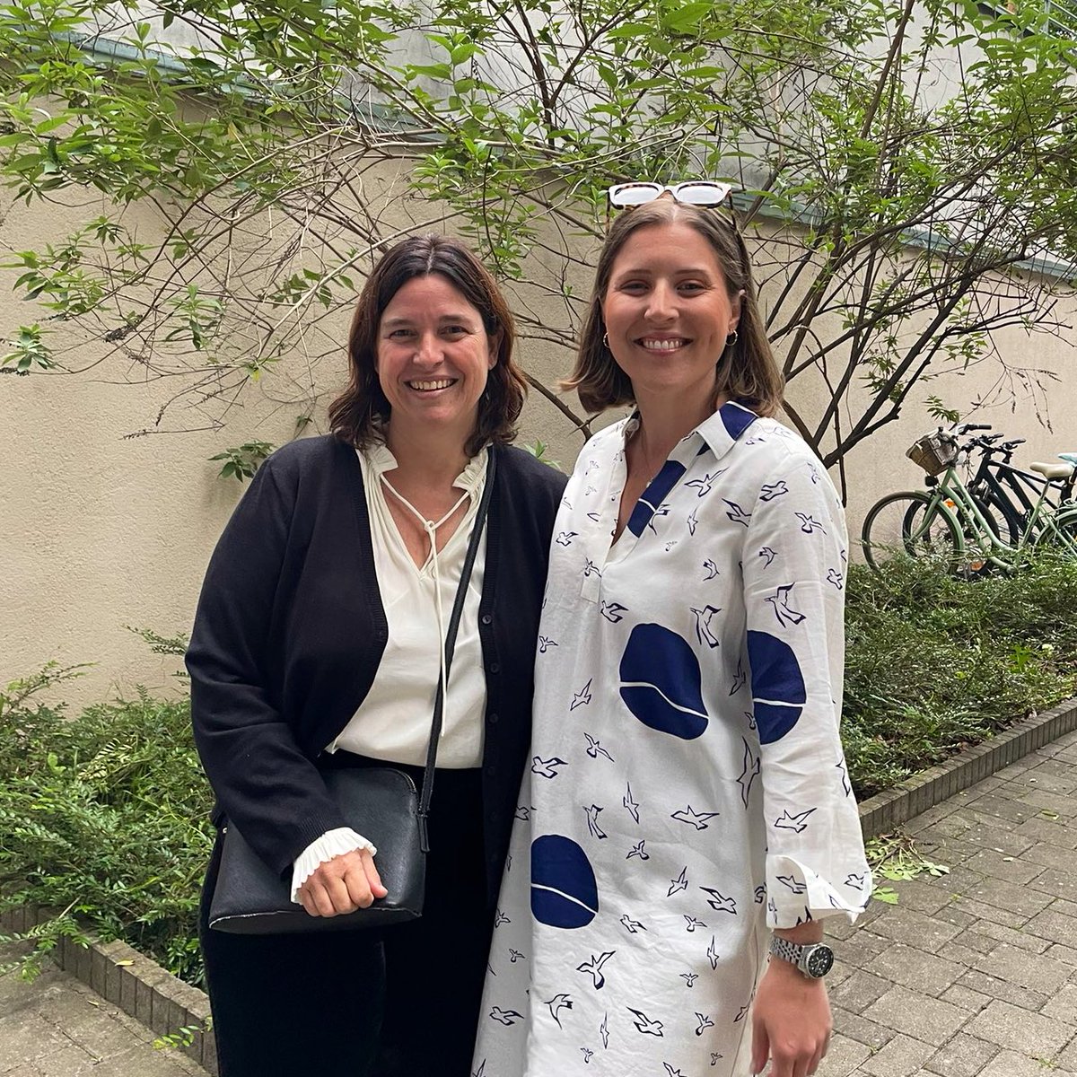 AgnesStenbom's tweet photo. So lovely to finally (!) meet @fcoel in person! @DAarambillet and the whole #AIJOproject team — you were missed 💕 https://t.co/hA5J1NZLQ2