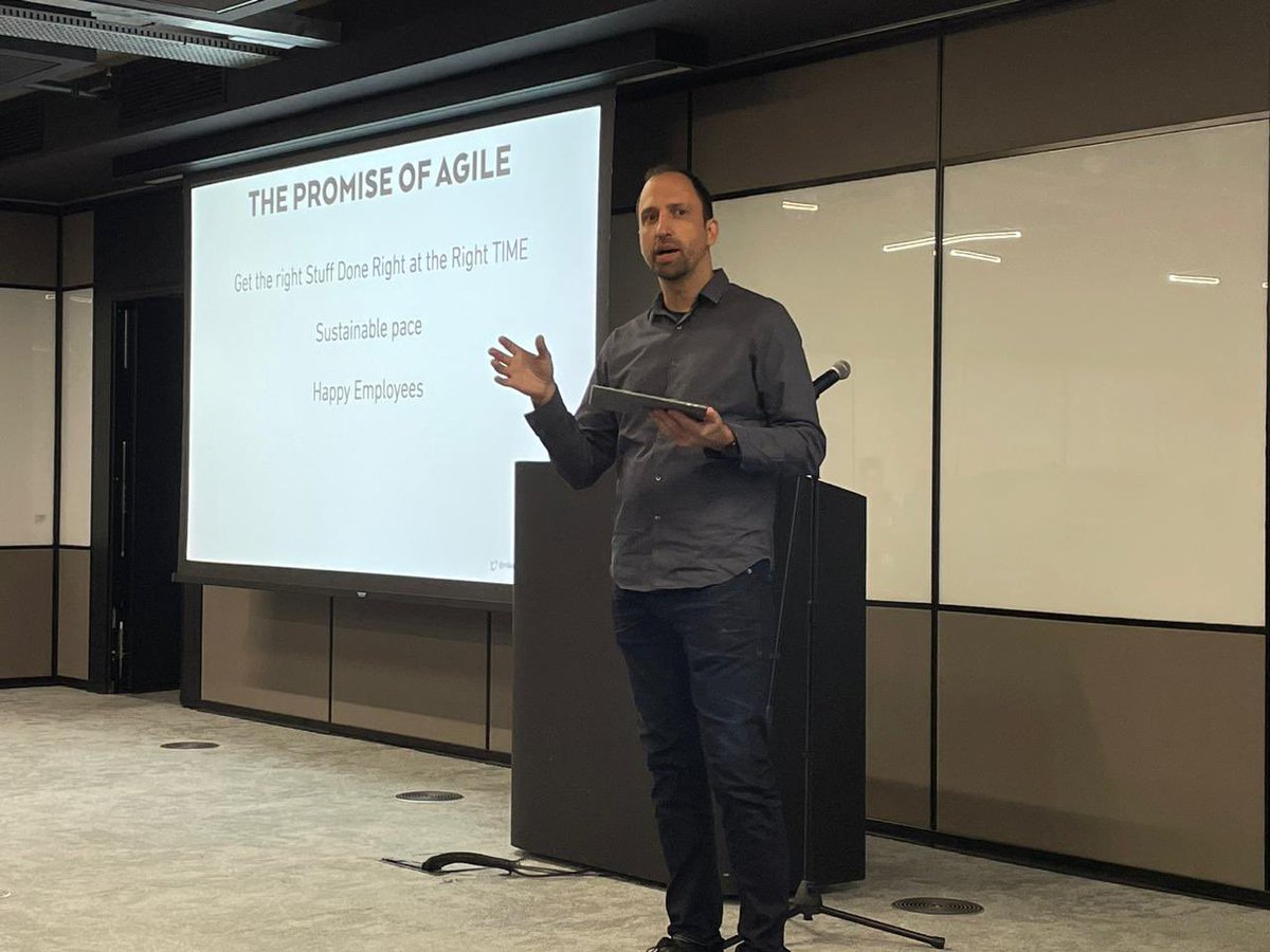 SUGSA's tweet photo. Business Agility for long term success has been kicked off by @MikeFreislich. Thank you @DeloitteAfrica for sponsoring our event tonight! 
#SUGSA 
#Connectingagile https://t.co/rDtSqrUjRQ