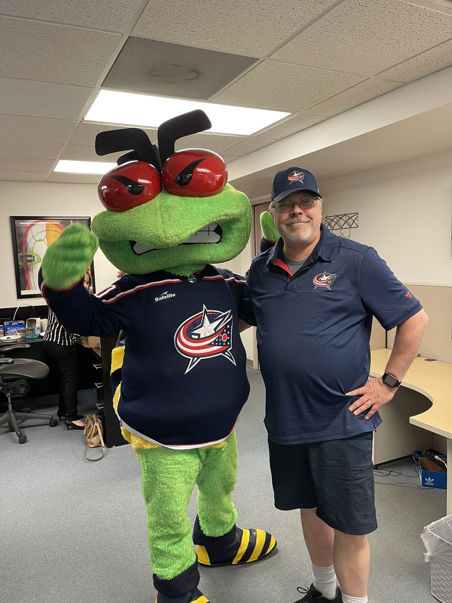 I won lunch for the office from the @BlueJacketsNHL and @panerabread delivered by @StingerCBJ