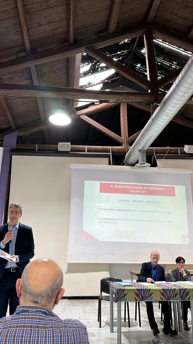 La Segretaria Regionale Rosita Pelecca partecipa oggi a #Roma alla presentazione del progetto della Caritas “Officina delle Opportunità”. 
L’obiettivo è quello di promuovere l’inserimento sociale e lavorativo di queste persone svantaggiate a rischio di esclusione #saperessercisl