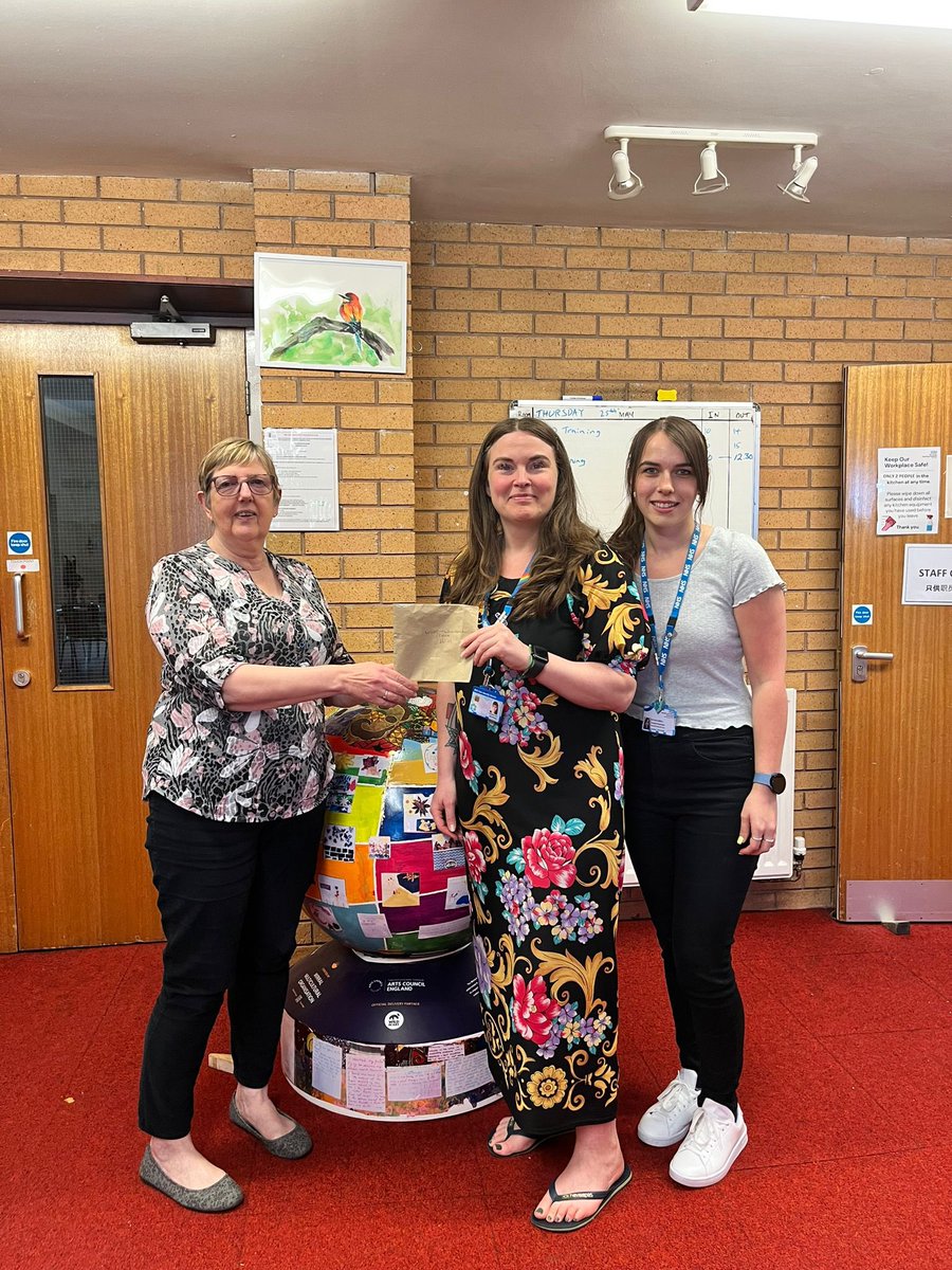 cmperinatal's tweet photo. Great to go to @WirralMulticul1 today to share the money we raised for them on #bluecakeday exciting to build connections within our community and celebrate the wonderful work that is going on https://t.co/ldCBX3Amiw