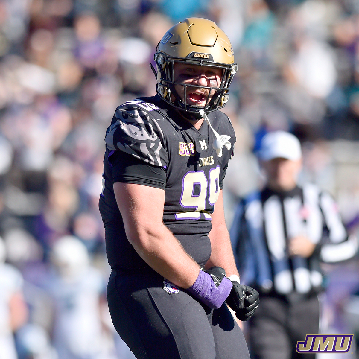 JMUFootball's tweet photo. Athlon Sports honored 11 Dukes with a combined 12 preseason All-SBC honors, including four on the First Team.

📰 https://t.co/Kp0mW9H0Im

#GoDukes https://t.co/cqxs0QNlWh