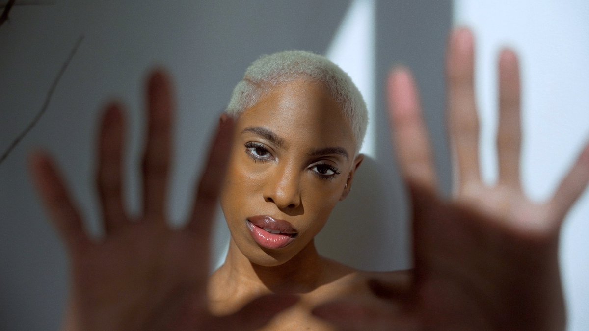 𝙙𝙚𝙖𝙣𝙣𝙖 ☮︎ tweet media