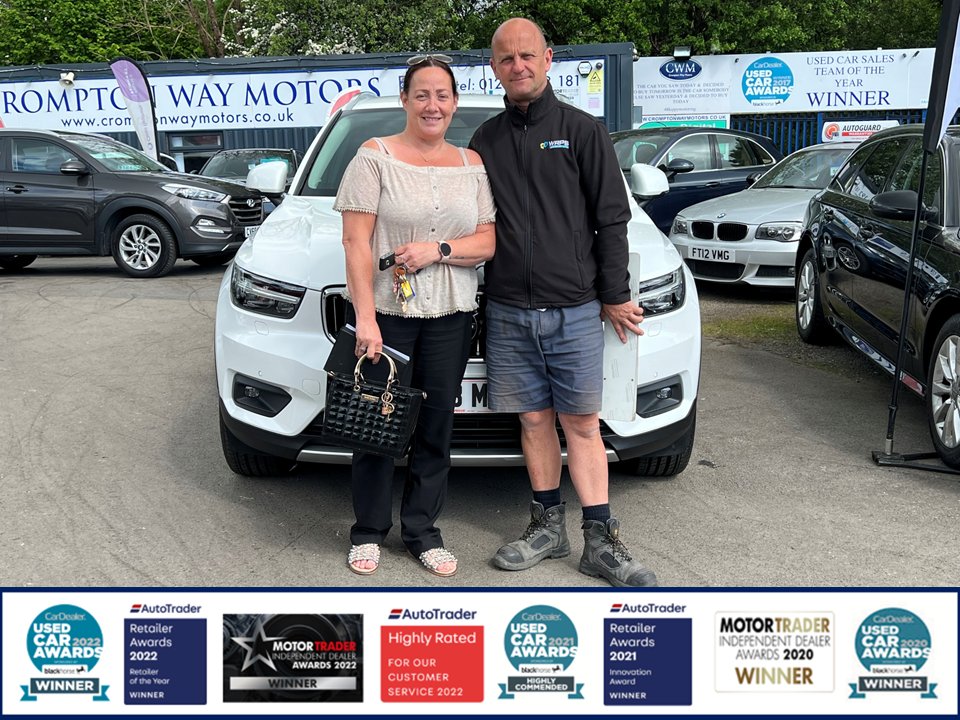 Here's Jan & Mark collecting their lovely Volvo XC40 Inscription from Jake this afternoon!

Thank you for your business for the second time guys, we hope you enjoy your new car and look forward to seeing you for your next!

#happymotoring #thankyou #newcarday