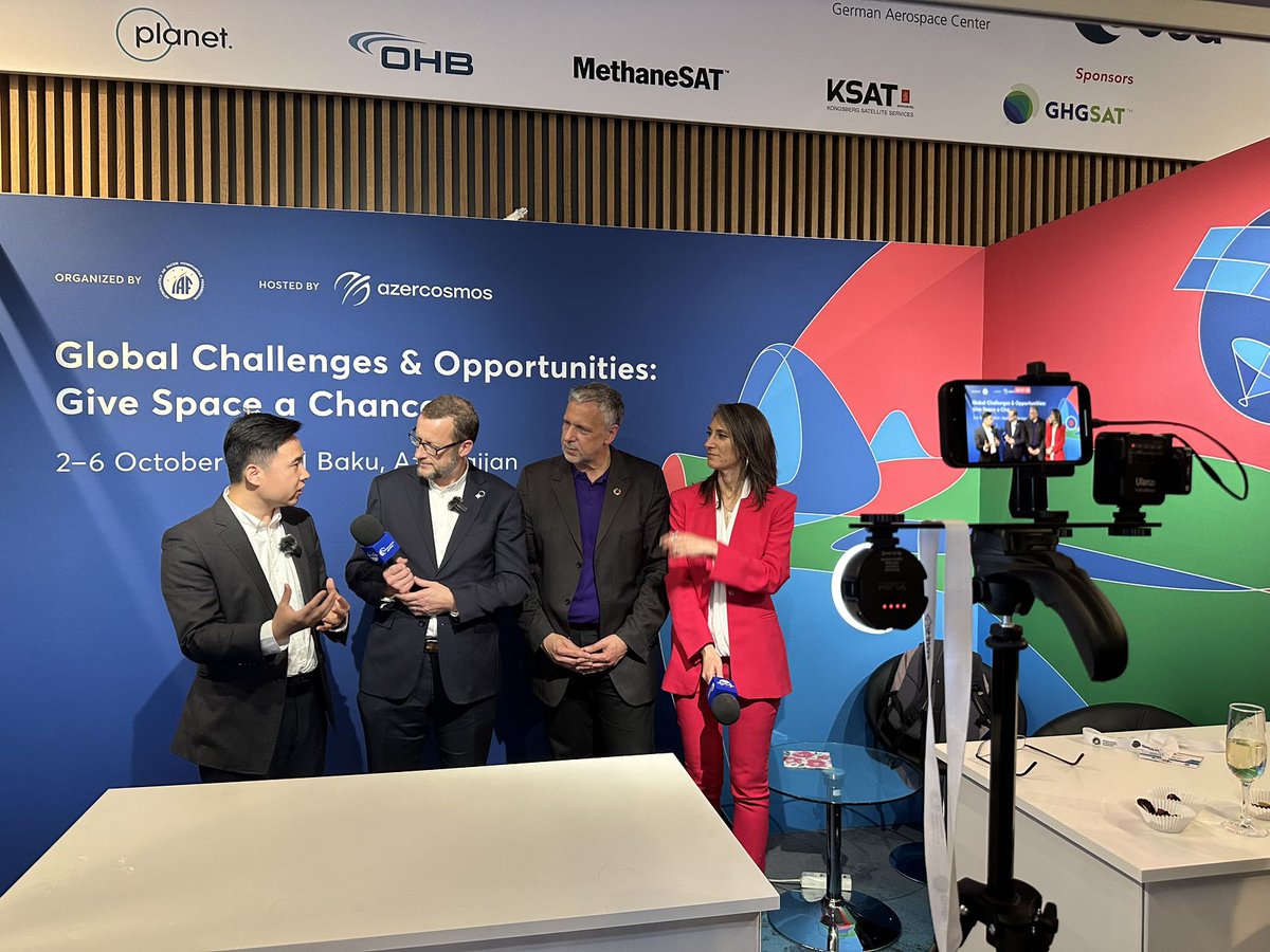 wulei2020's tweet photo. Such a great pleasure to talk with @timmermansr @SpaceWatchGL #GLOC2023. More effective communication will be needed to bridge the gap. With more interest in China space programs and international collaboration, we will certainly have more of these talks in the future. @iafastro https://t.co/AT29yMiXQv