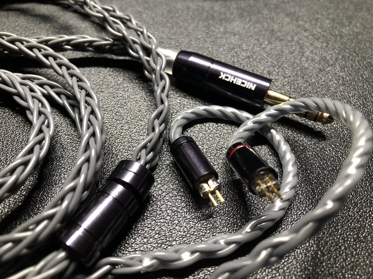 luccas_sub's tweet image. NICEHCK GreyCloudが着弾しました！
色はいい感じ！
音はまだ確認中だけど解像感がいい(？)
#GreyCloud