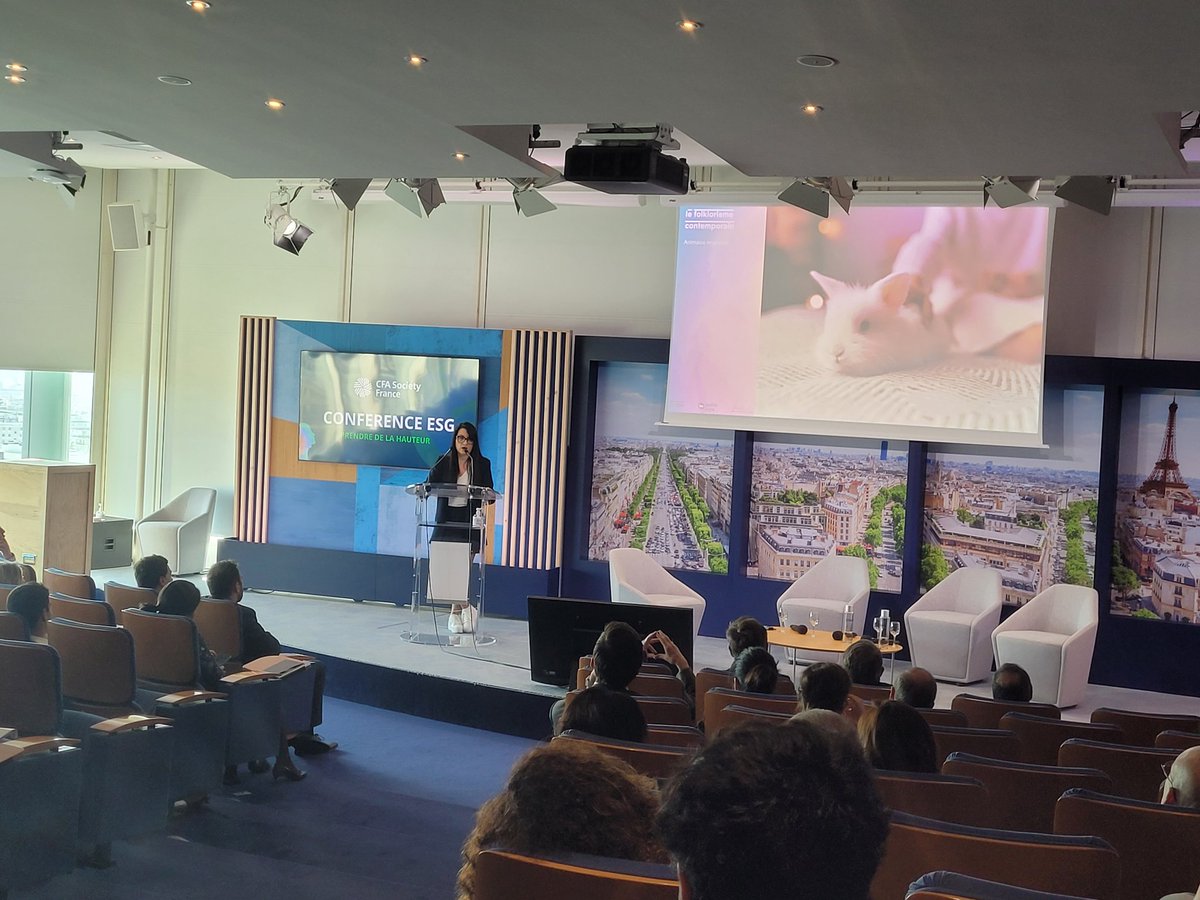 Le comité #ESG de <a href="/CFAFrance/">CFA Society France</a> a concocté un plateau remarquable pour sa conférence inaugurale. Par exemple avec <a href="/FannyParise/">Fanny Parise</a>, qui déconstruit l'ESG en anthropologue. Je ne vais plus oser porter mes Veja.