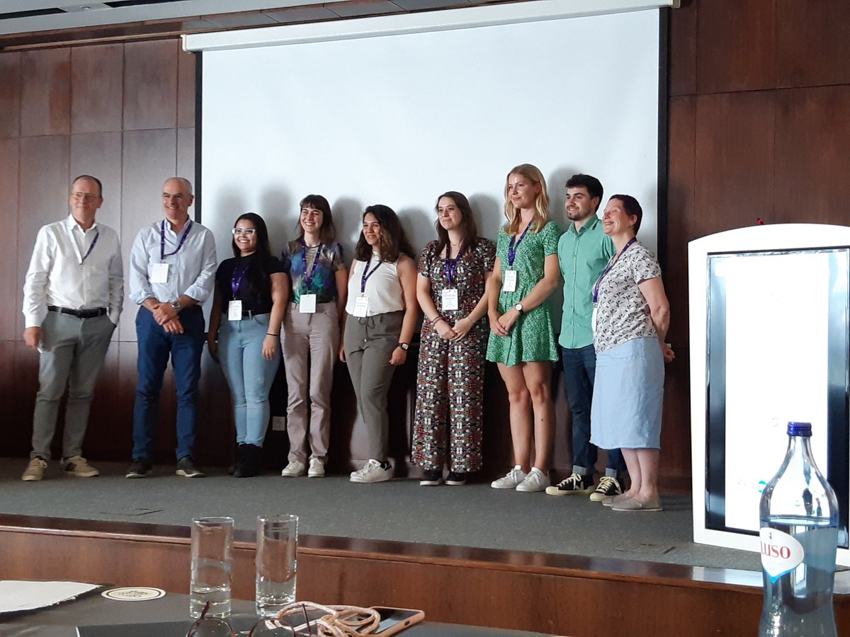 Congrats to all winners of Flash Presentations 👏 👏 👏
of the 1st FEBS REDOX MEDICINE WORKSHOP Luso, Portugal, #2023RedoxMed 
 <a href="/anamledo/">Ana Ledo</a> @barbarasirocha  <a href="/JooLaranjinha1/">João Laranjinha</a>