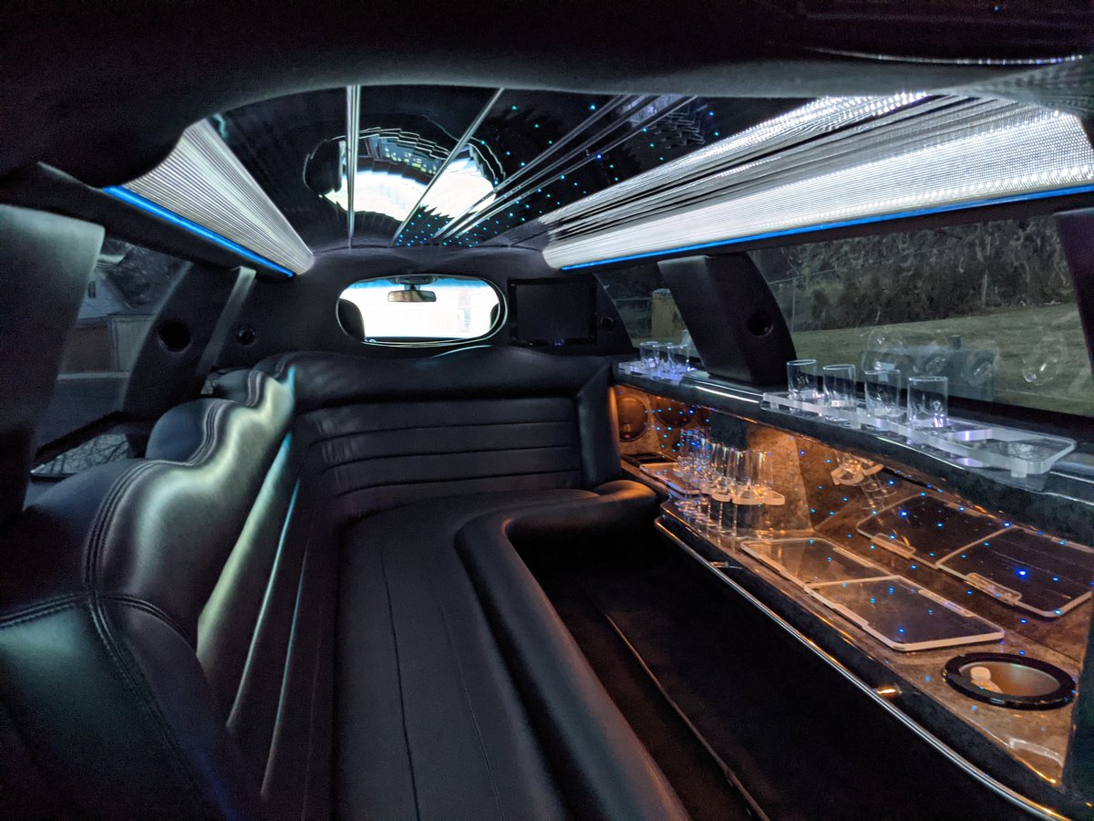 OCLApartybus's tweet photo. Whether it's a birthday celebration, bachelor/bachelorette party, corporate event, or a night out with friends, OCLA Party Bus is here to make your experience one to remember. }

 https://t.co/CsH87unLvF

#oclapartybus #partybus #limos #partytransportation https://t.co/T5bwfJIgjk