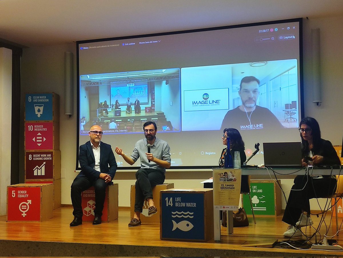 SantachiaraLab's tweet photo. ➡️In corso ora #SienaFoodLabAcademy.
Strategie, strumenti, canali, buone pratiche ed esempi di narrazioni efficaci per comunicare la sostenibilità.
@tbonini @unisiena
@franzrusso @InTime_Blog @IsabellaCeccari @rinnovabiliit @cspadoni @ImageLine1504
#SienaFoodLab @fondazionemps https://t.co/zj0v3SbfvO